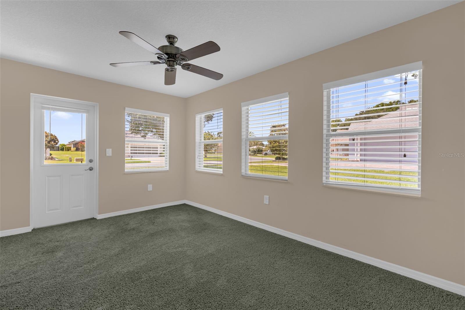 5901 Candle Glow Pl Property Photo 13