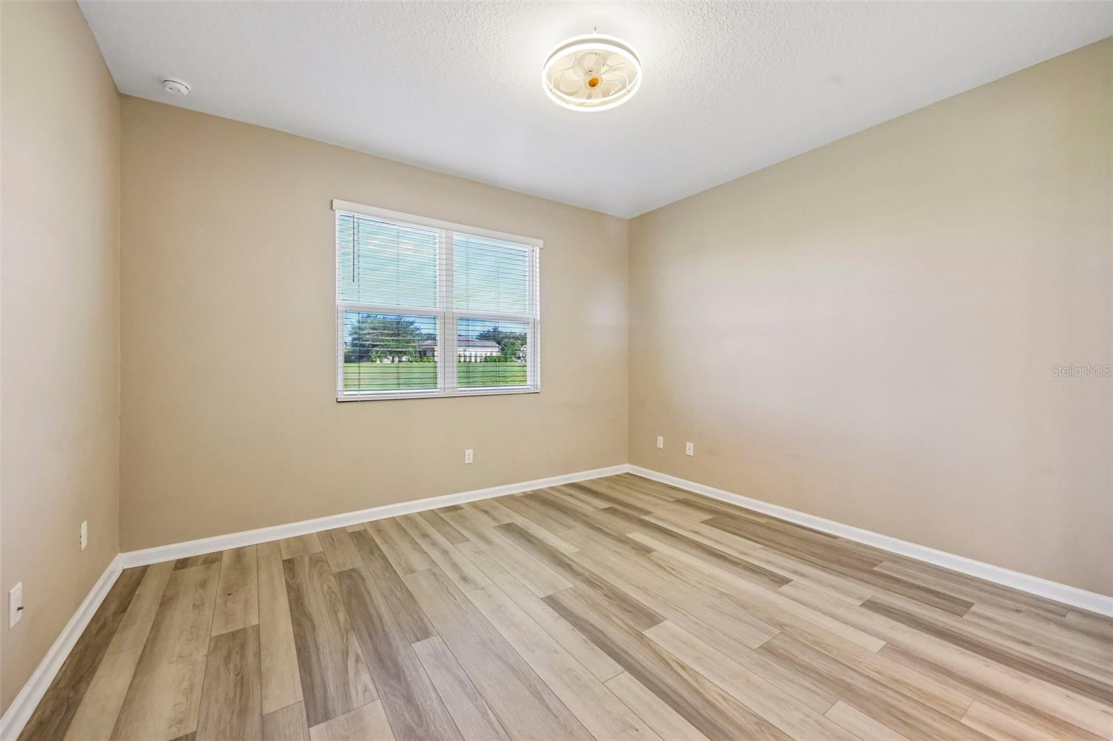 31719 Broadwater Ave Property Photo 22