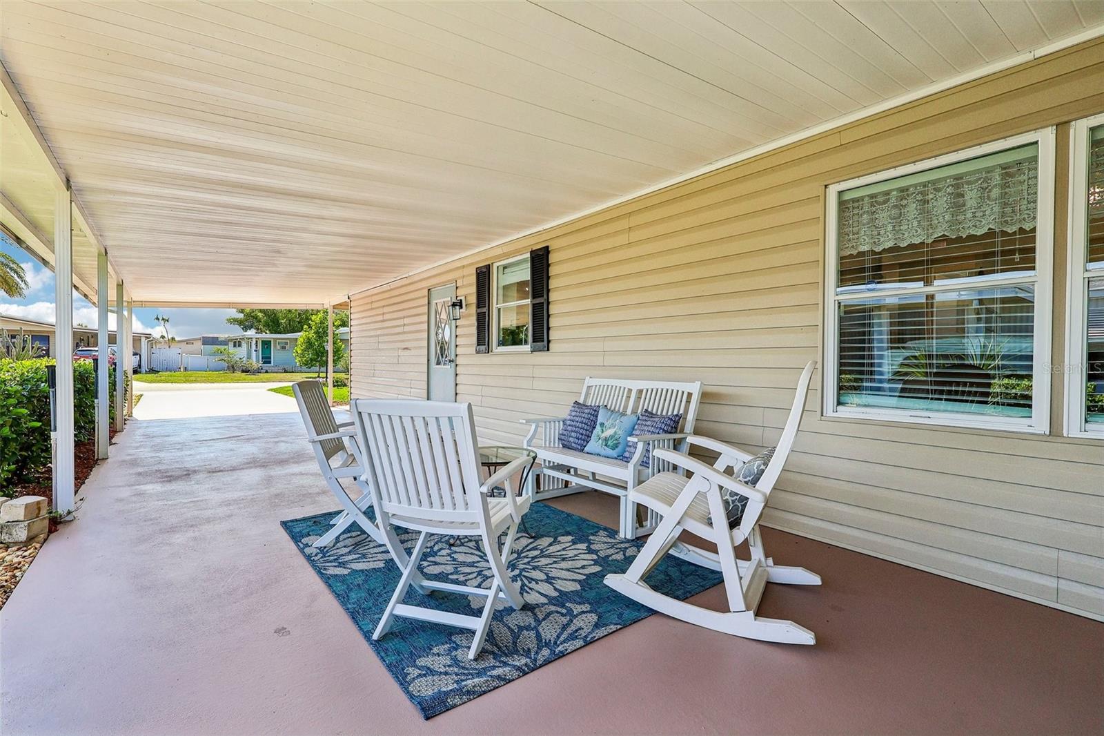 1433 Apache Cir Property Photo 4