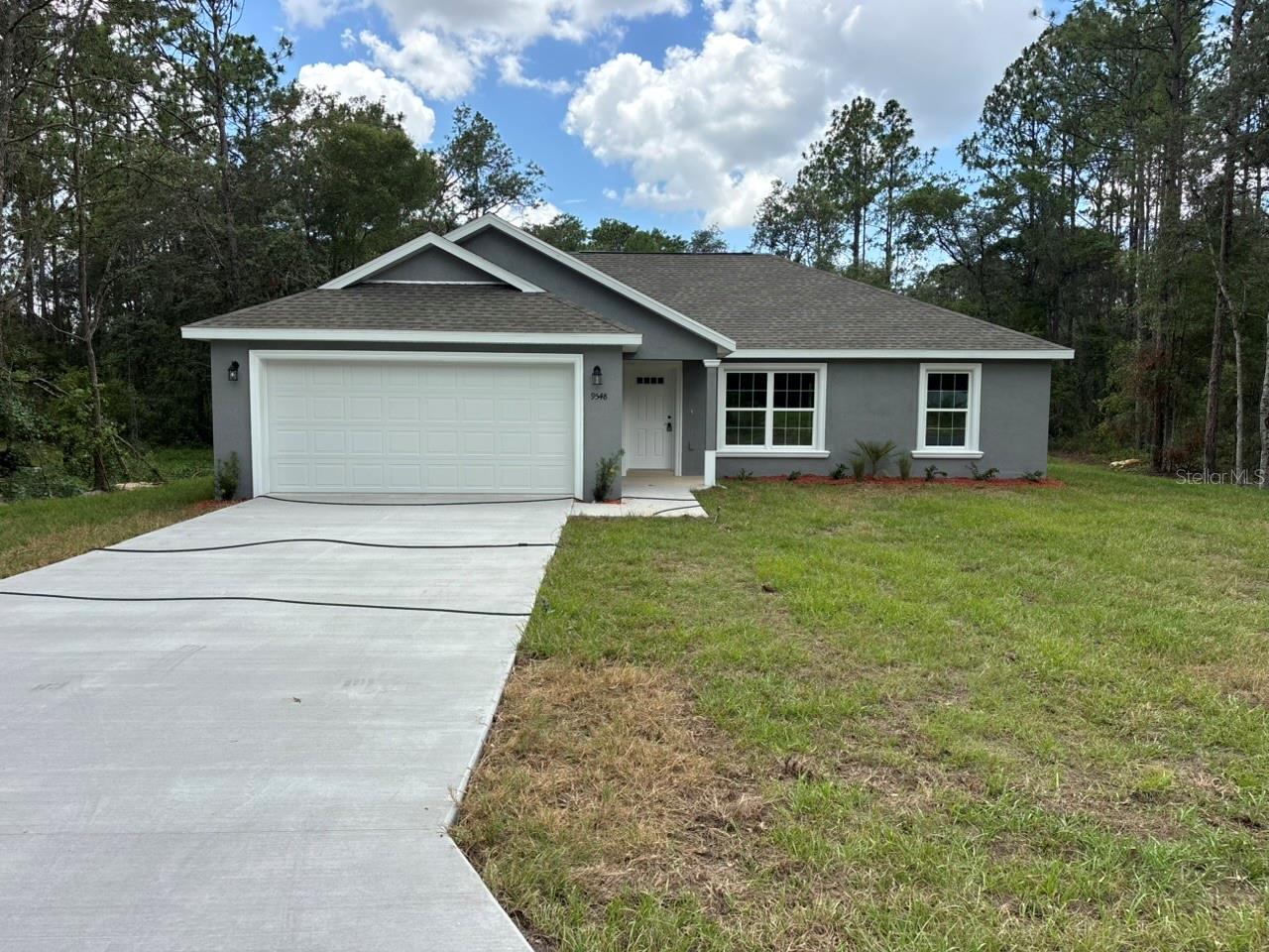 9548 N SANDREE DR Property Photo 1