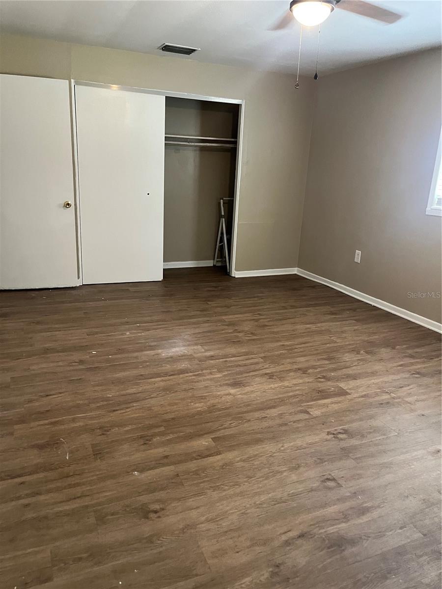 2997 S Grove St Property Photo 11