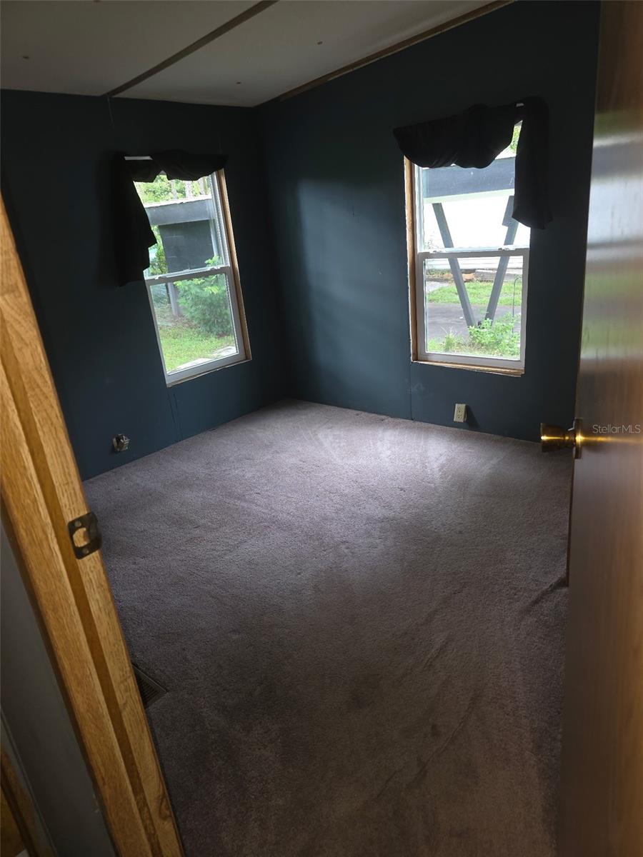 45627 Pennsylvania St Property Photo 5