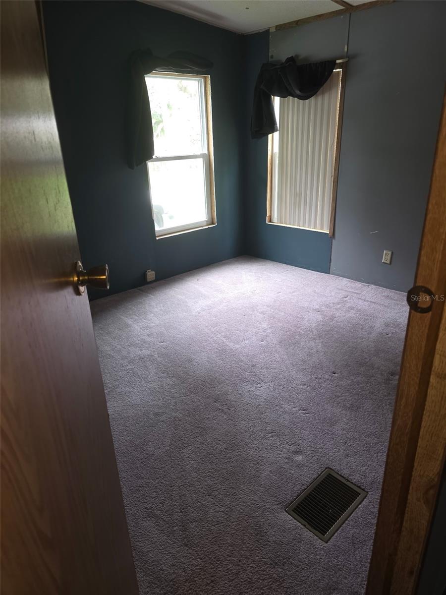 45627 Pennsylvania St Property Photo 7