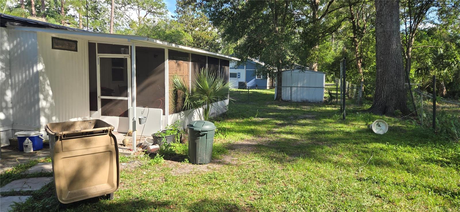 45627 Pennsylvania St Property Photo 9