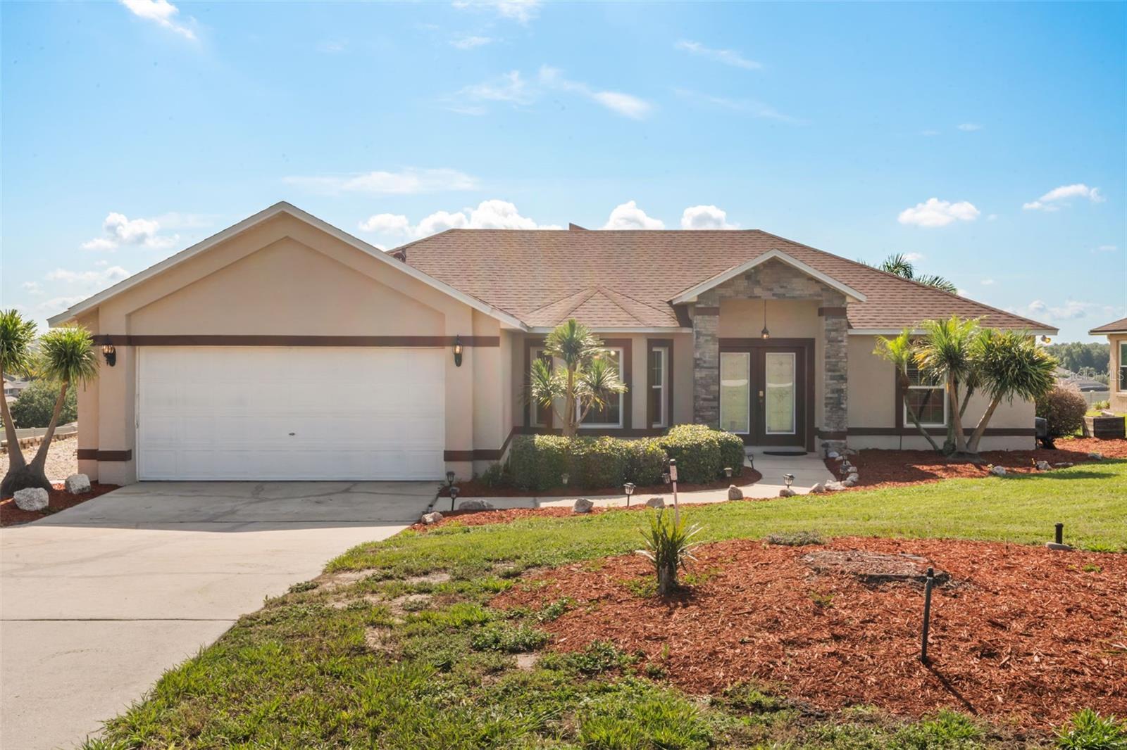 11501 Autumn Wind Loop Property Photo 2