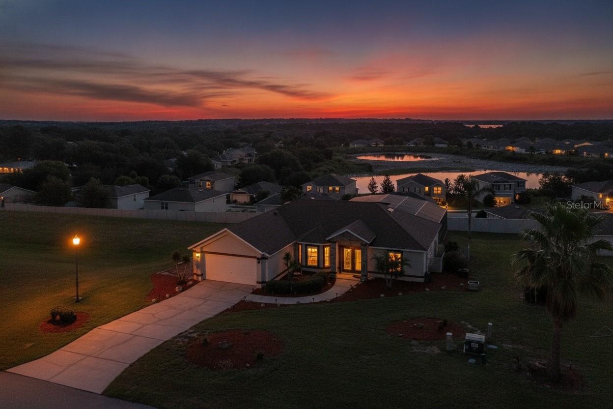 11501 Autumn Wind Loop Property Photo 3
