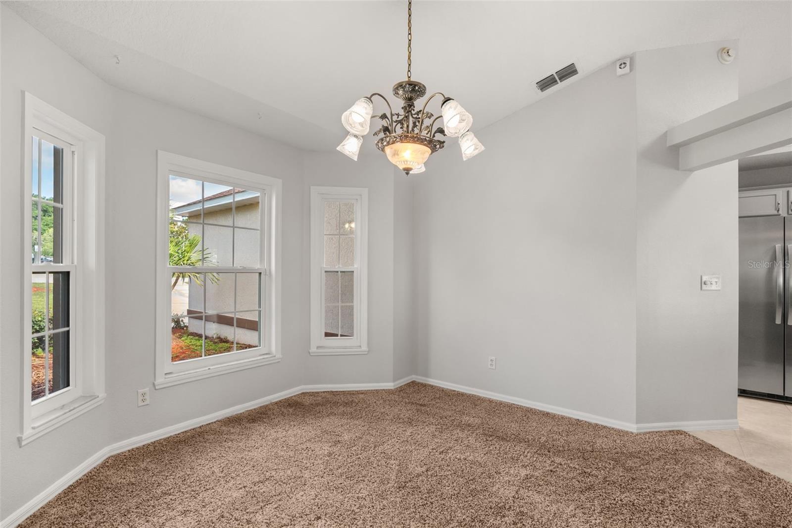 11501 Autumn Wind Loop Property Photo 6