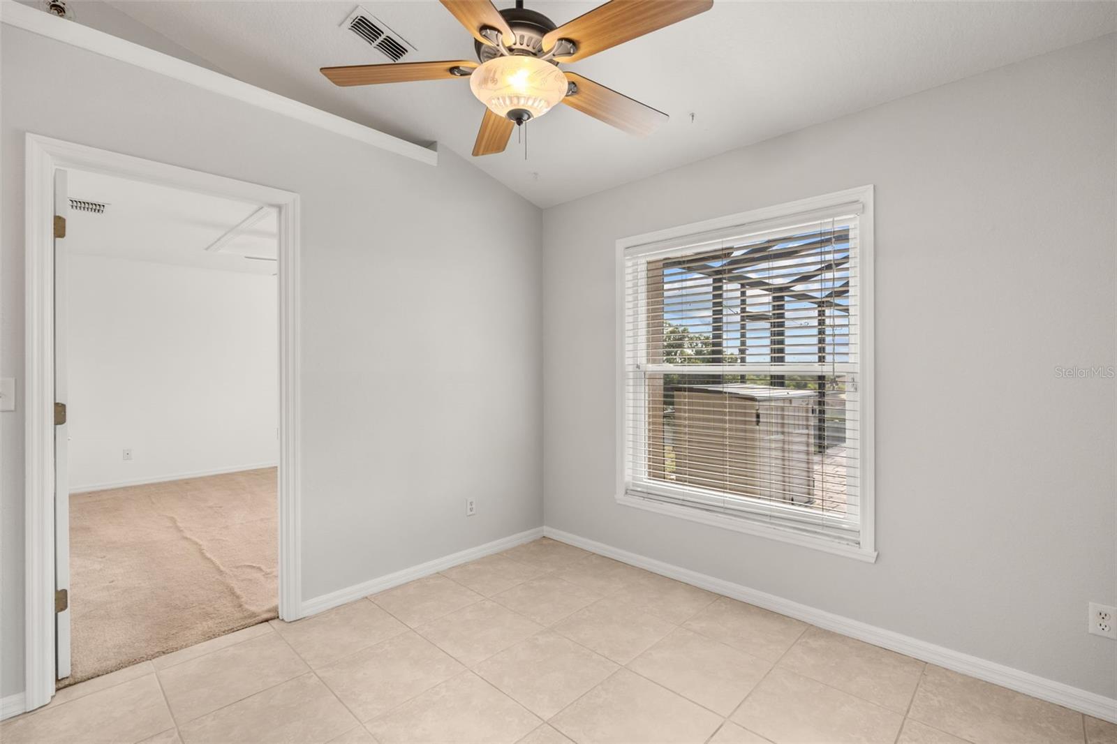 11501 Autumn Wind Loop Property Photo 13