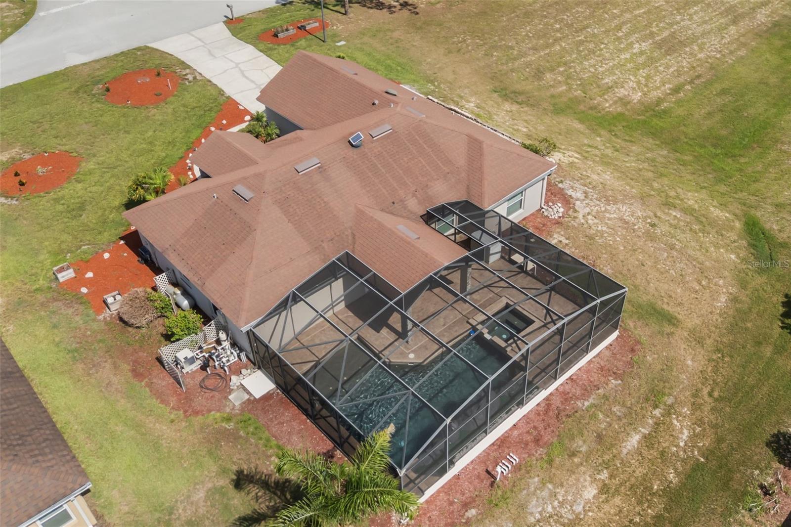 11501 Autumn Wind Loop Property Photo 44