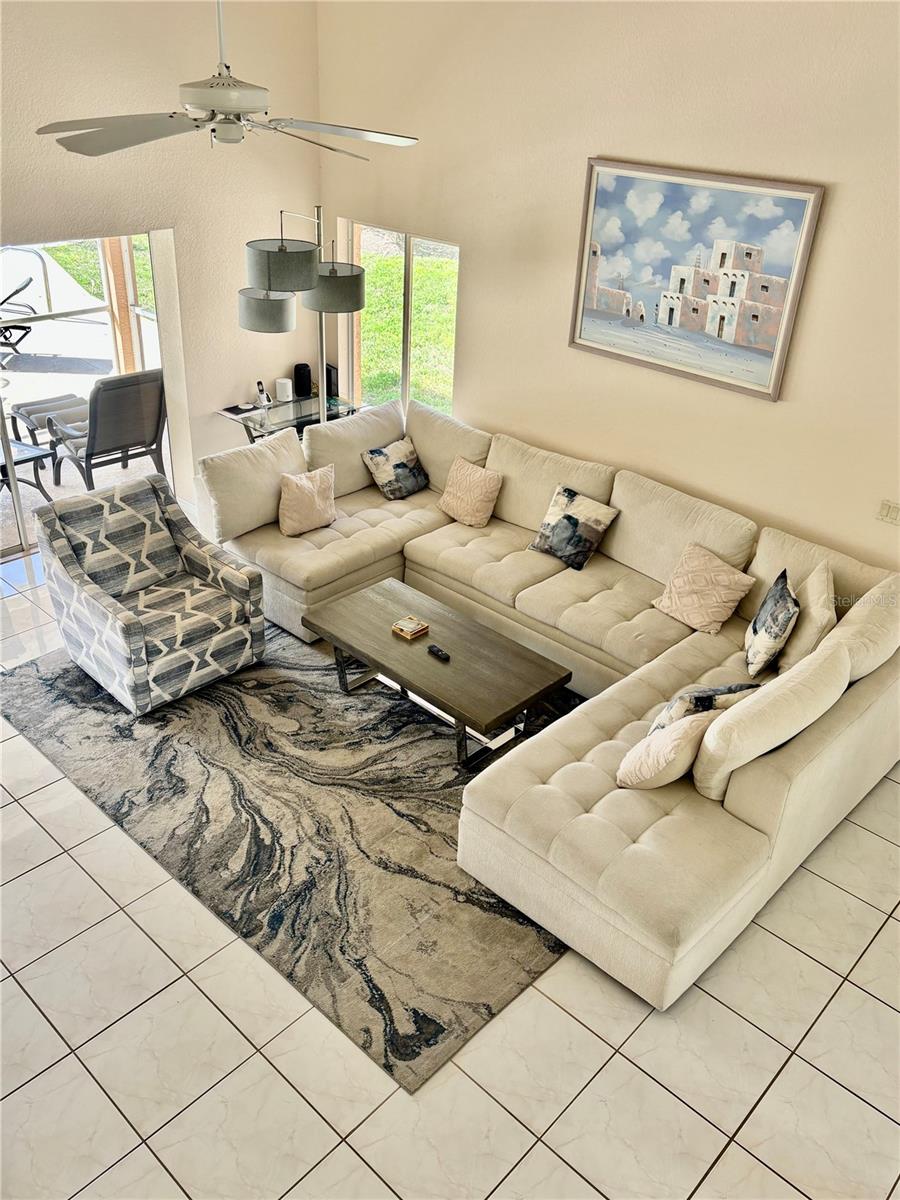 12853 Bellerive Dr Property Photo 31