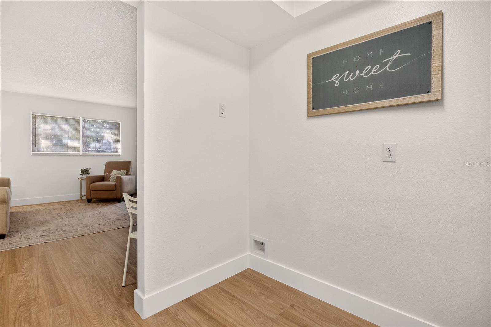 563 Midway Trak #k102 Property Photo 11