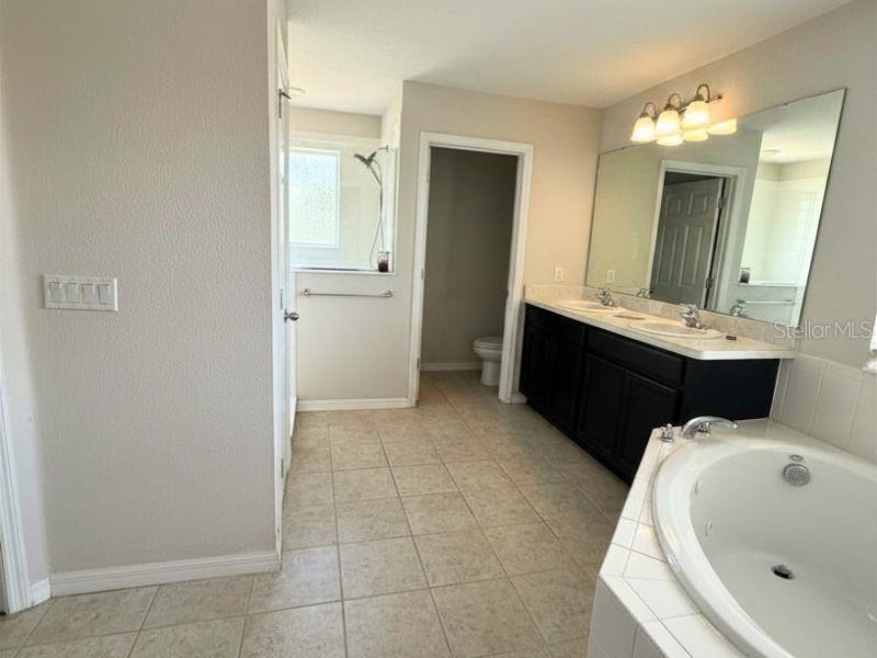1010 Atlantic Ave Property Photo 10