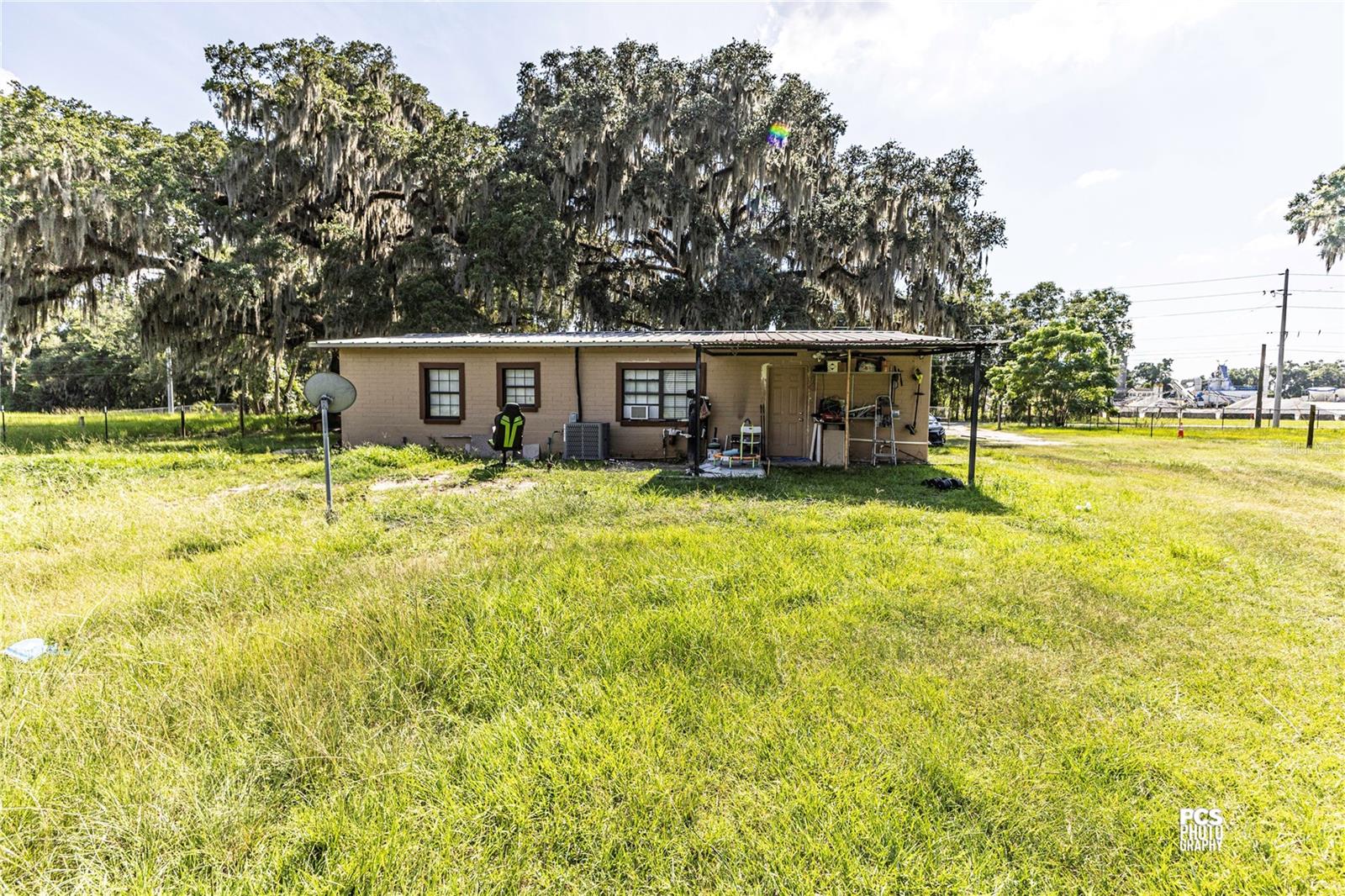 7301 Nw Gainesville Rd Property Photo 3
