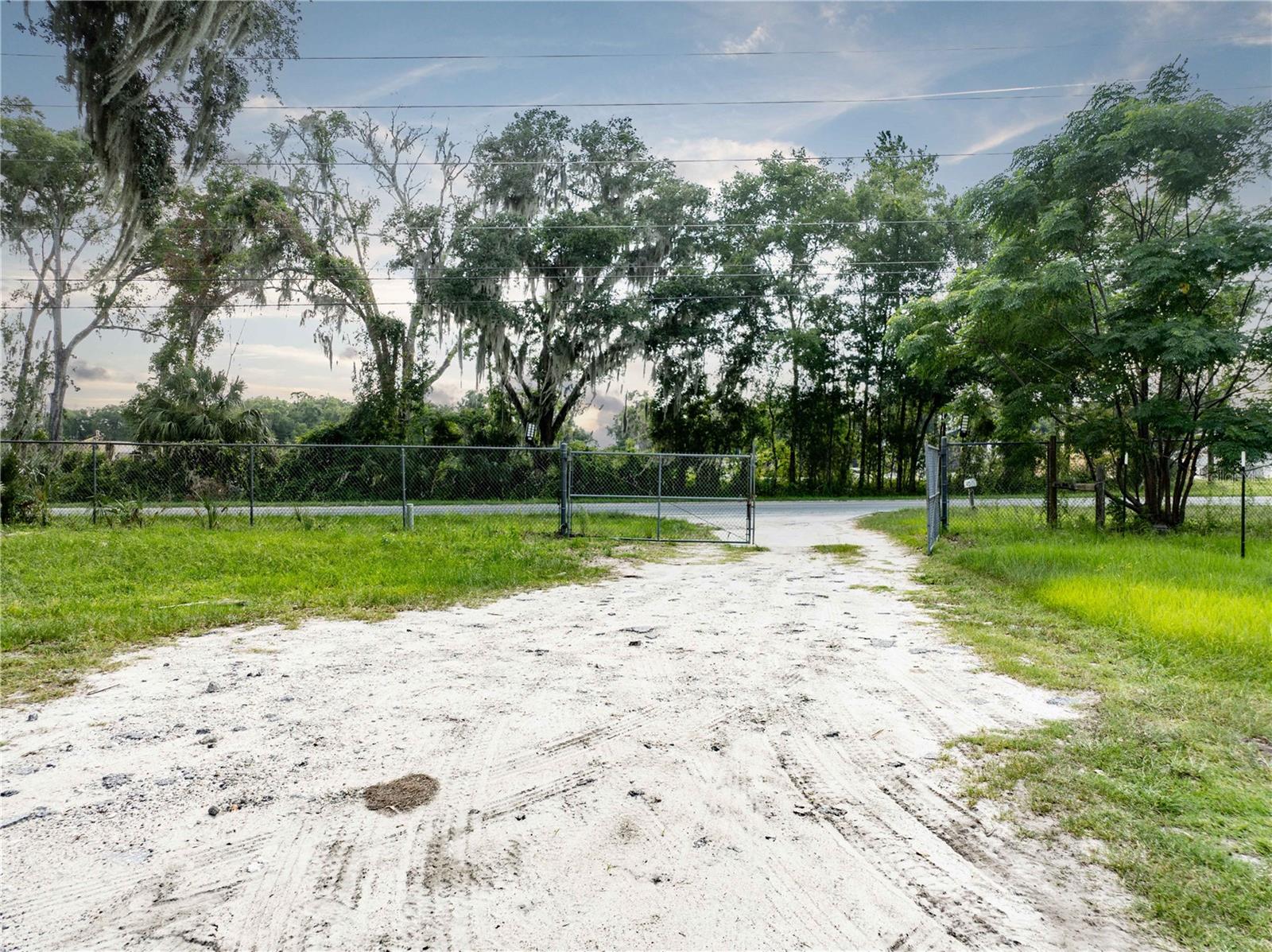 7301 Nw Gainesville Rd Property Photo 12