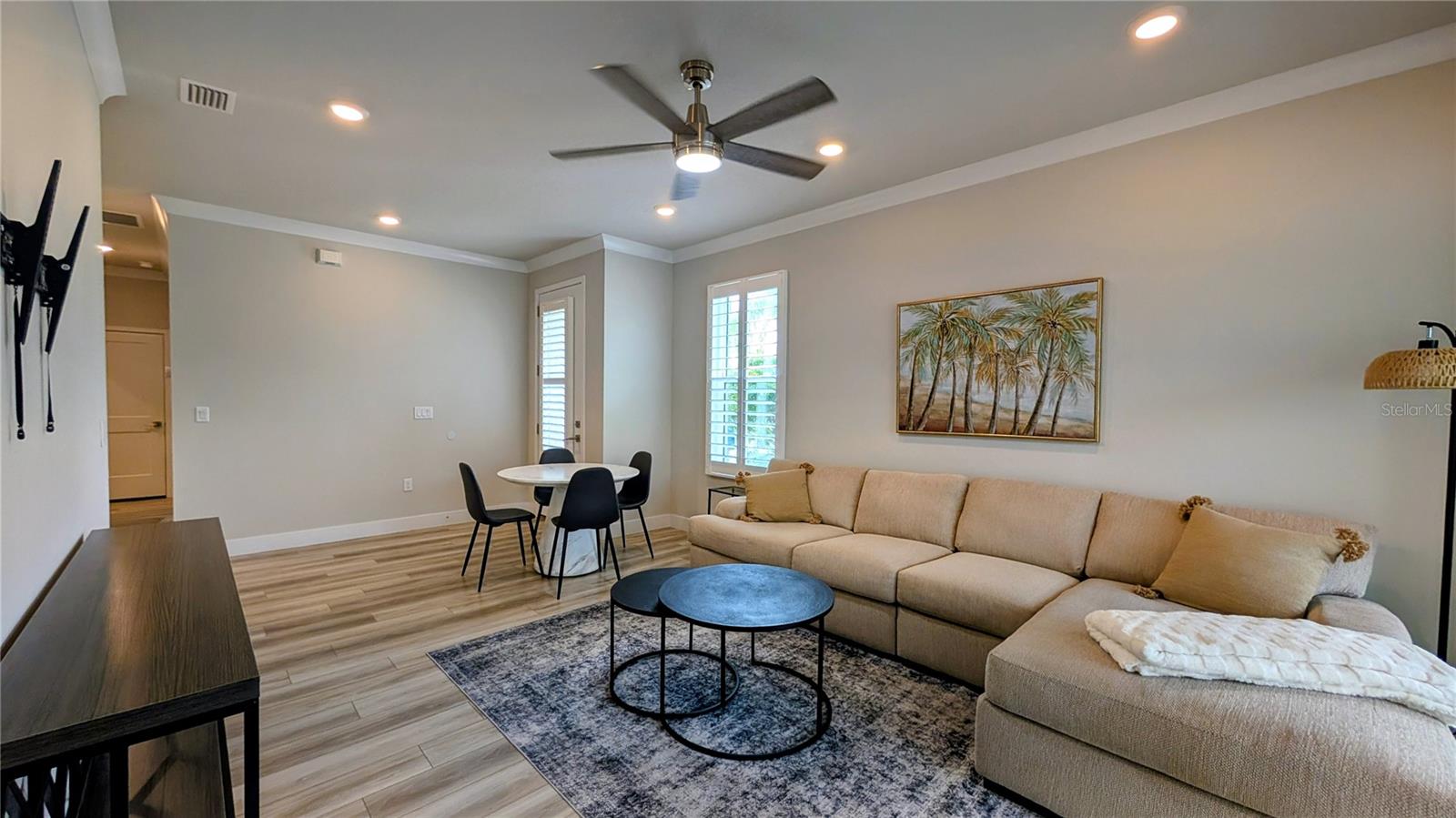 3079 Isles Way Property Photo 5