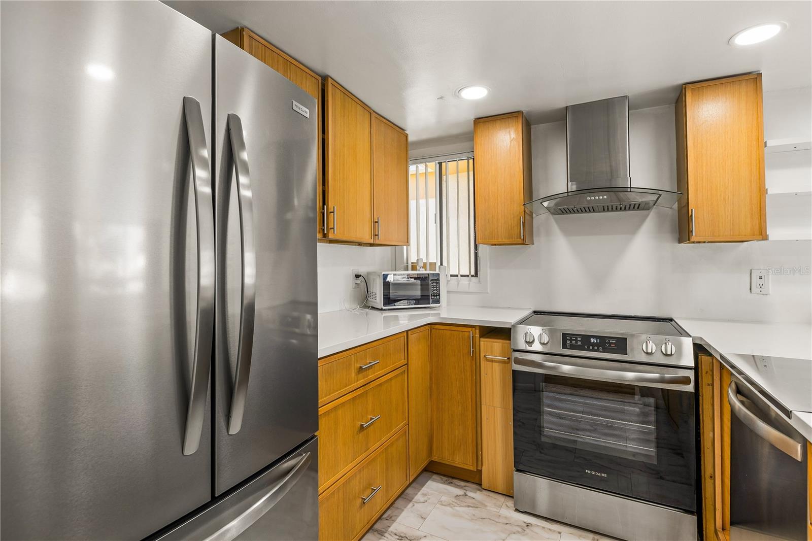 1051 S Highland St #7d Property Photo 8