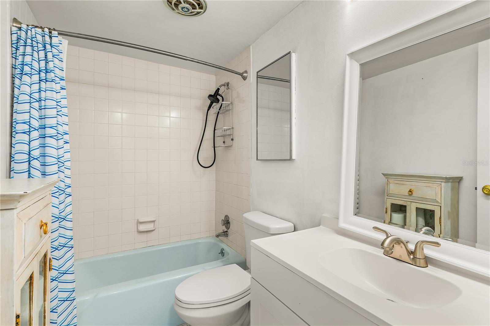 1051 S Highland St #7d Property Photo 22