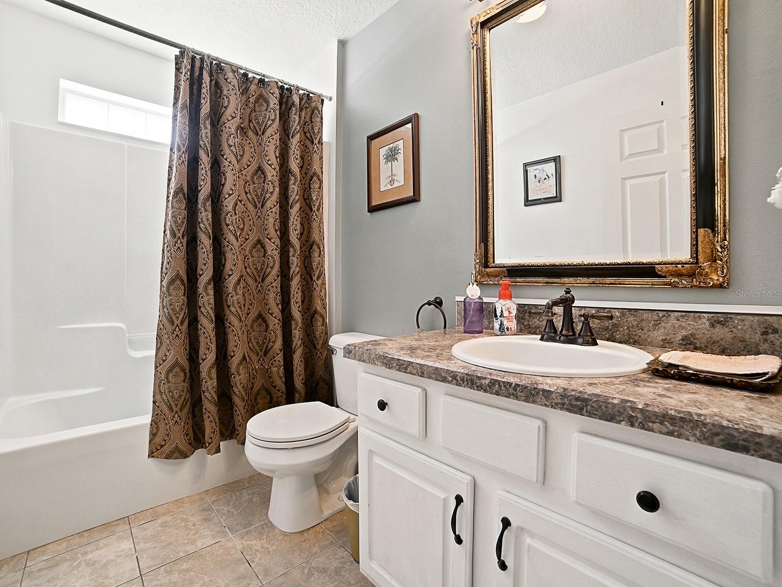 830 Old Oaks Ln Property Photo 15
