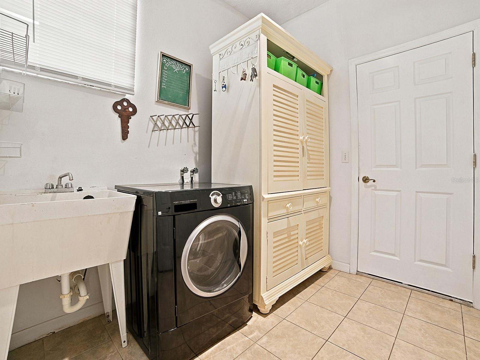 830 Old Oaks Ln Property Photo 31