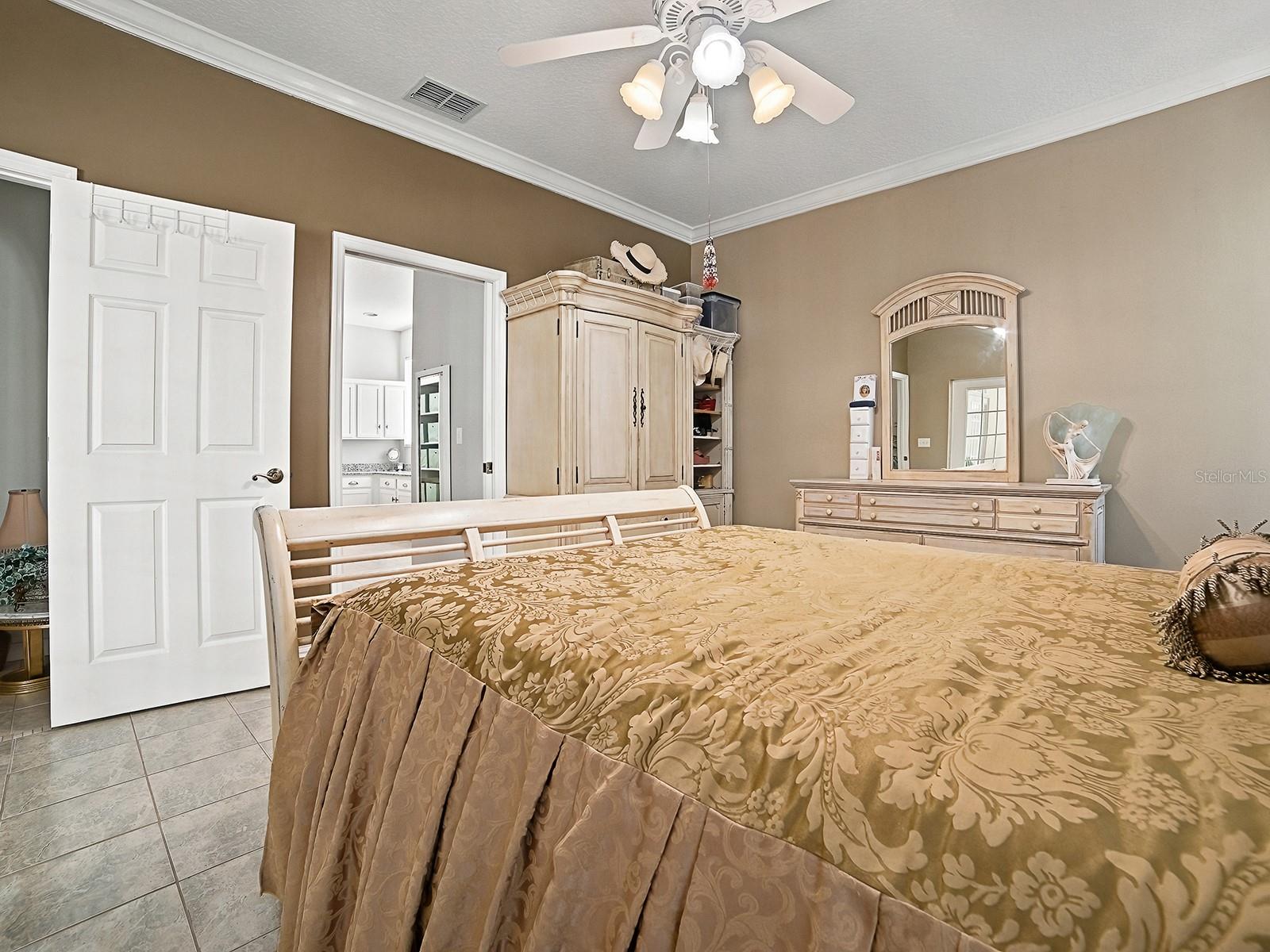 830 Old Oaks Ln Property Photo 33