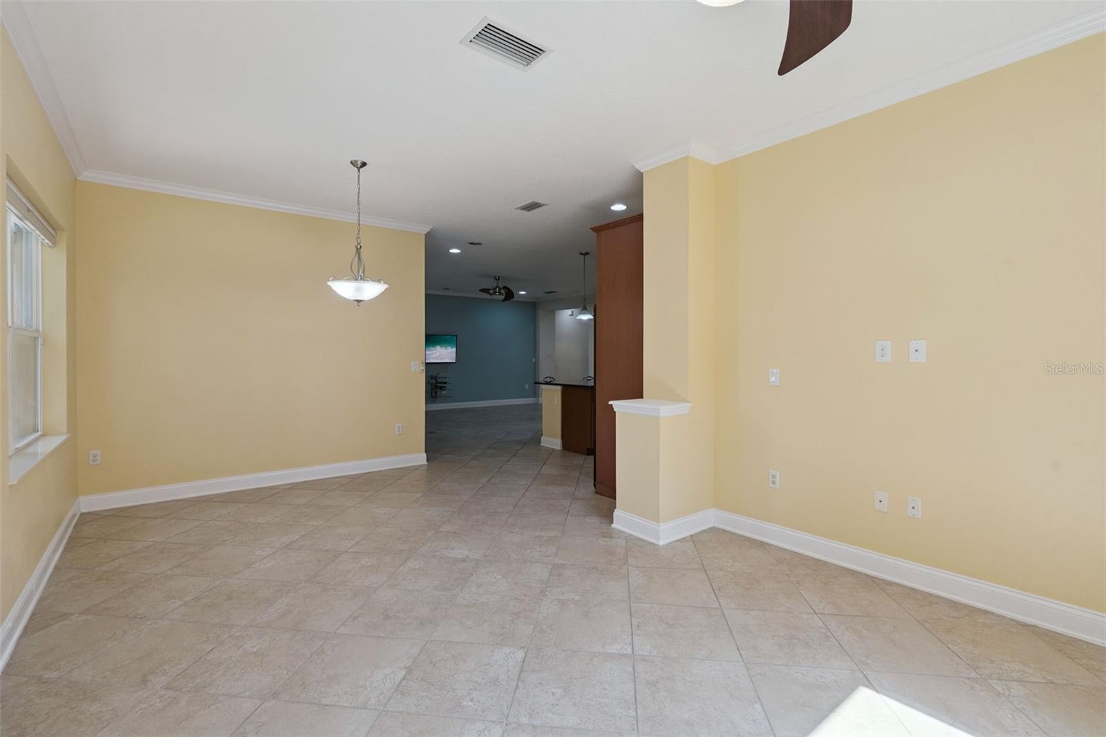 1041 Harmony Ln Property Photo 14
