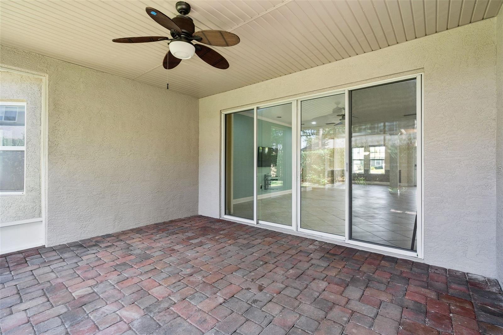 1041 Harmony Ln Property Photo 30