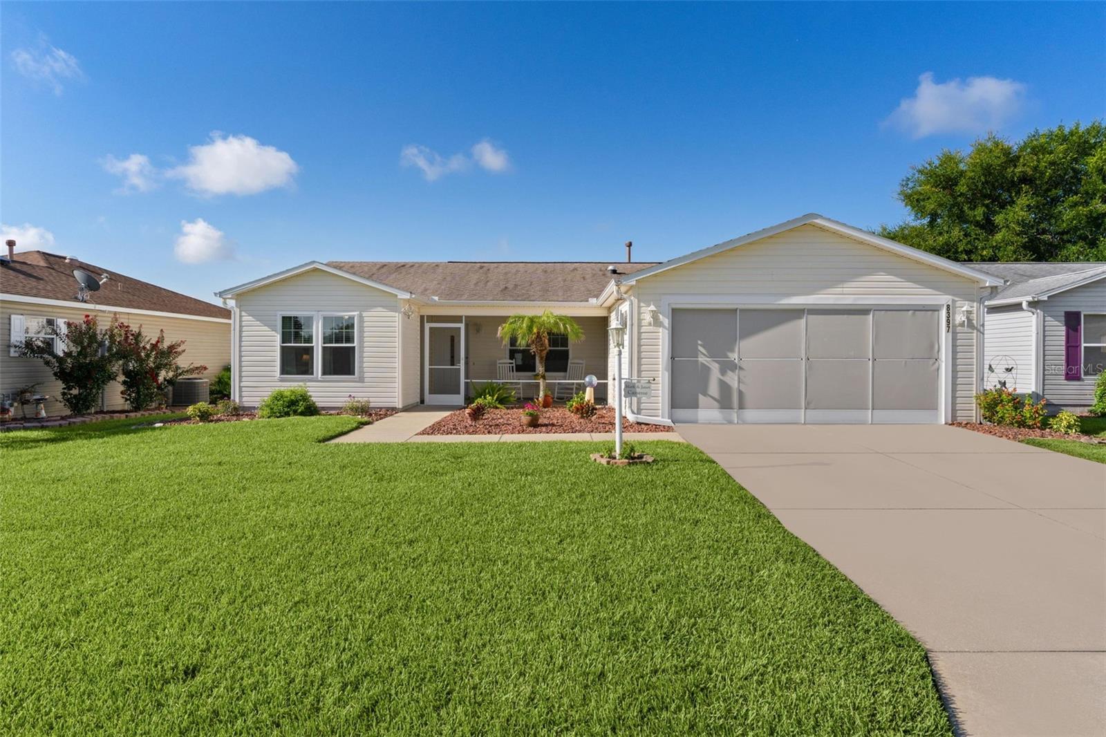 8397 Se 177th Bartram Loop Property Photo 4