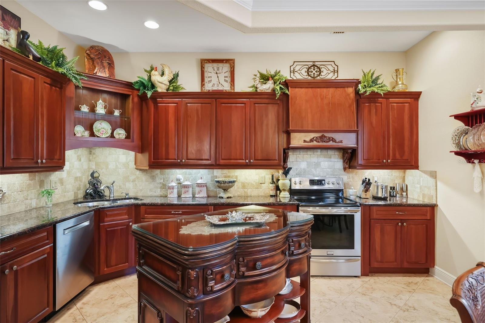 29925 Cypress Pointe Property Photo 8