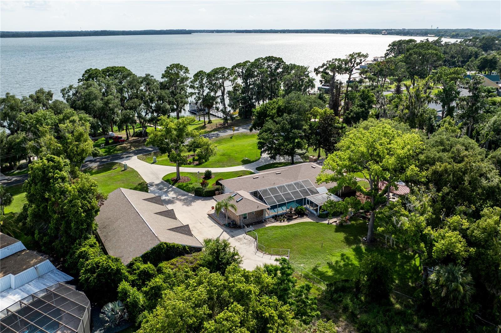 32834 LAKESHORE DR