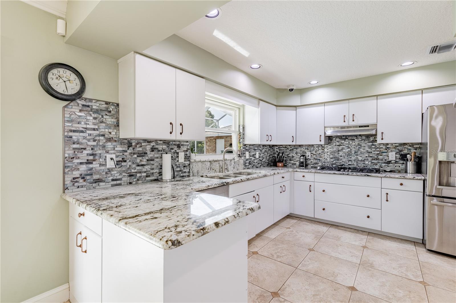 32834 Lakeshore Dr Property Photo 56