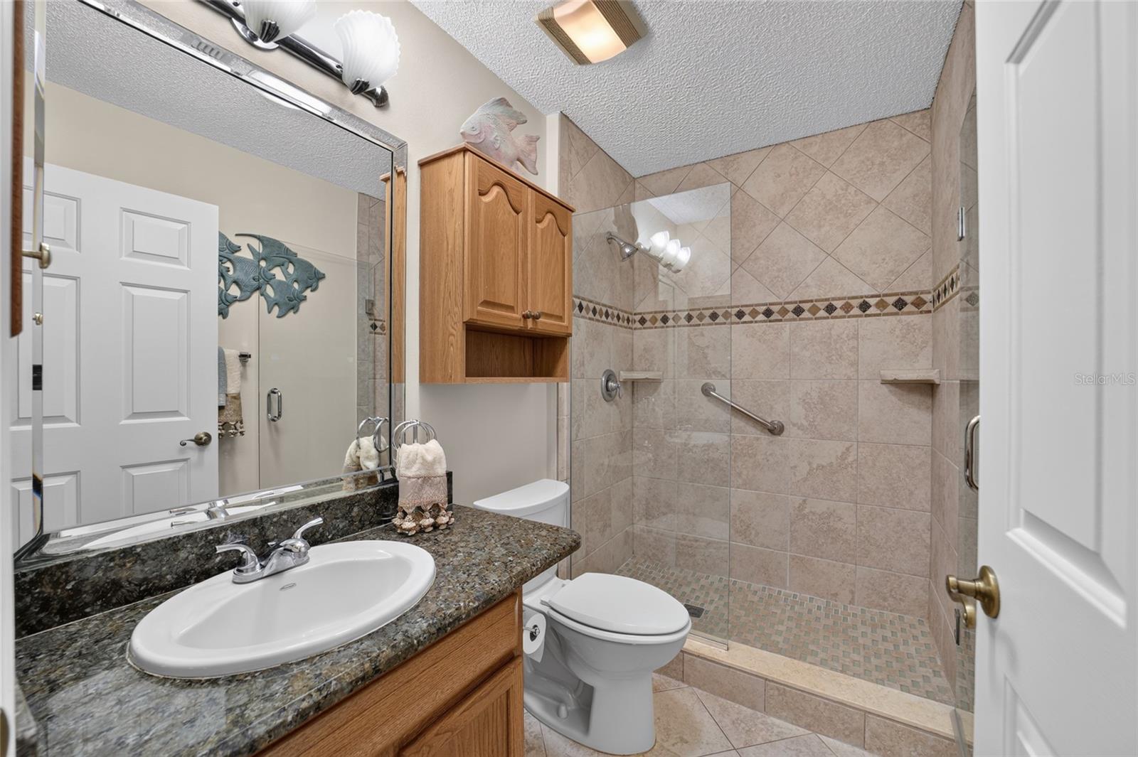 1230 Desilva St Property Photo 12