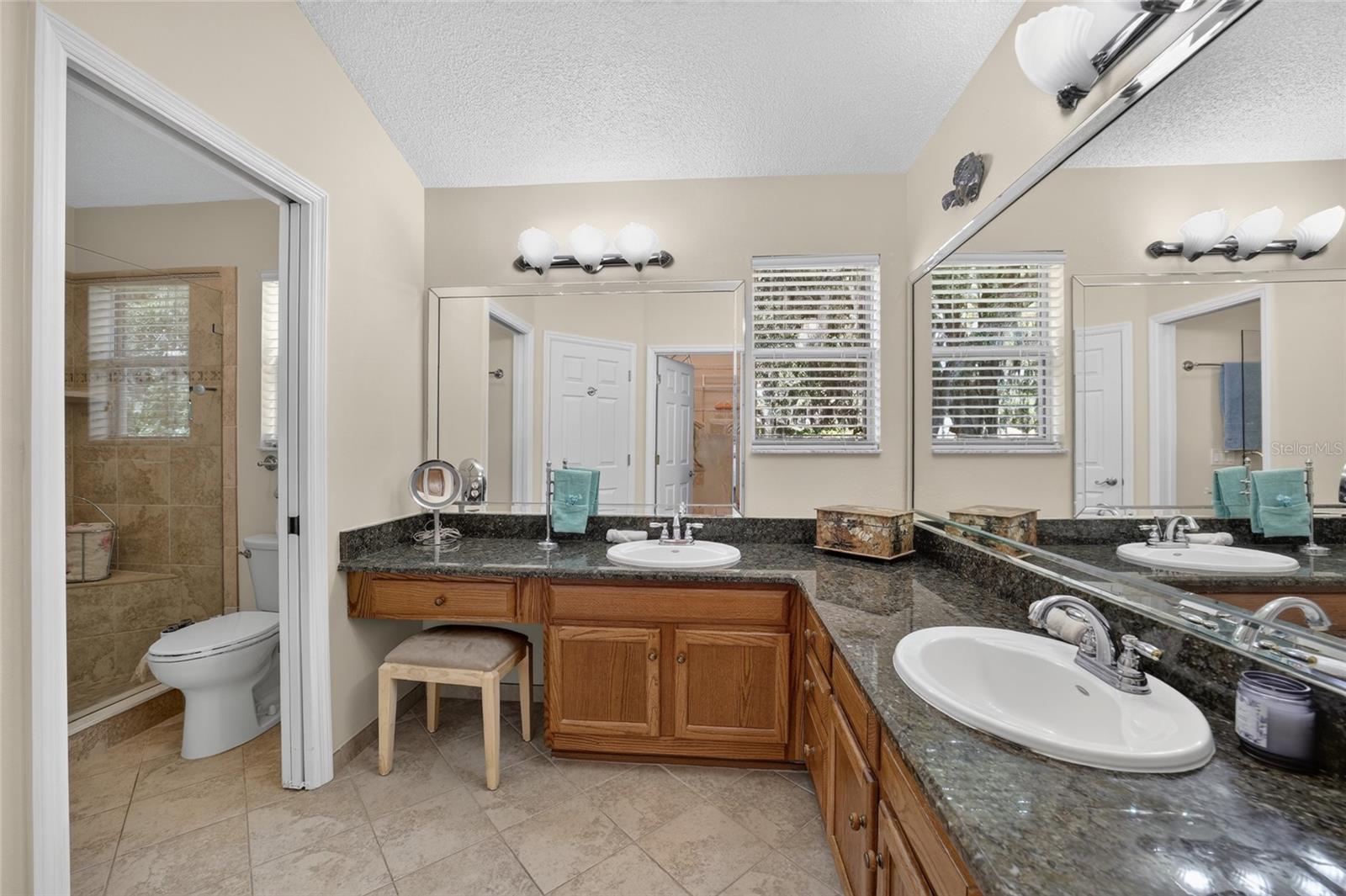 1230 Desilva St Property Photo 42