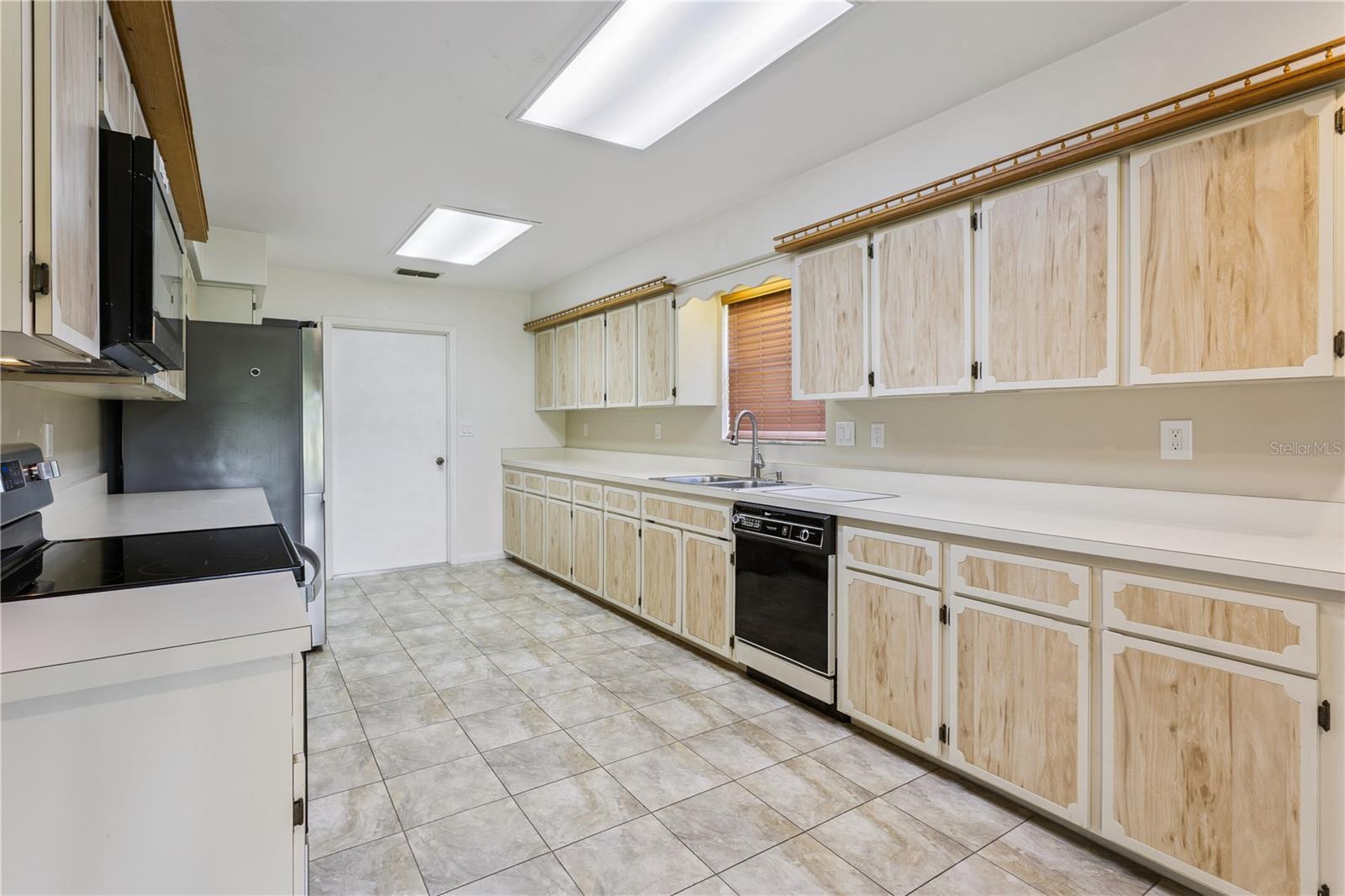 32 Gordon Ct Property Photo 15