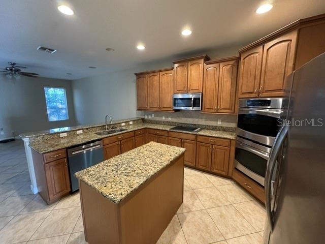1079 Glenraven Ln Property Photo 4