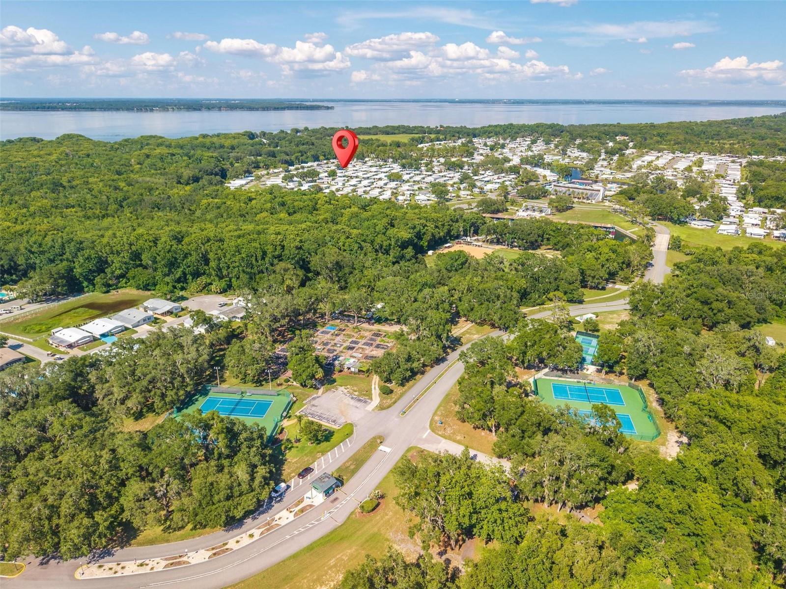 141 Azalea Trl Property Photo 5