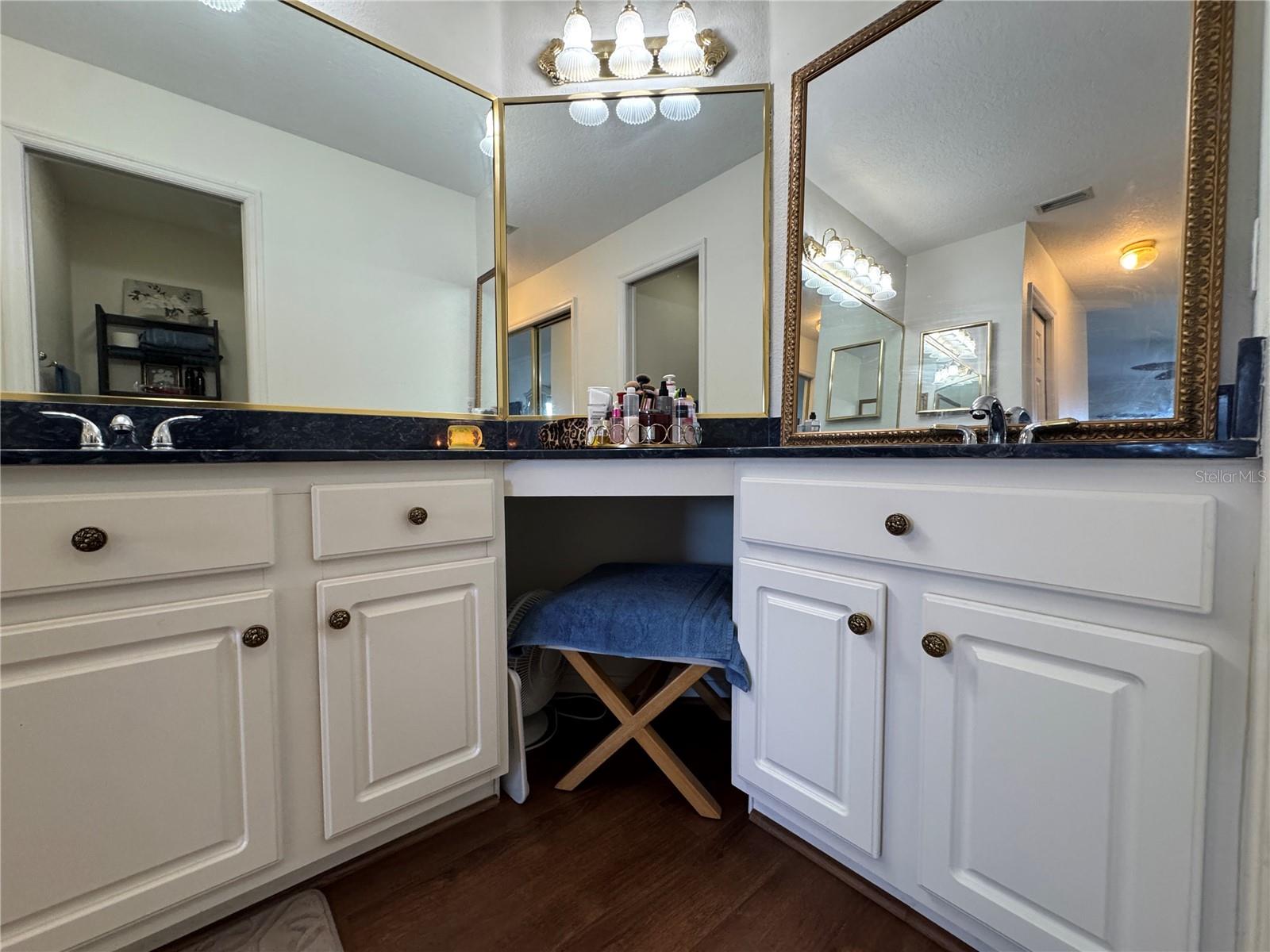 413 Eagle Ridge Dr #413 Property Photo 38