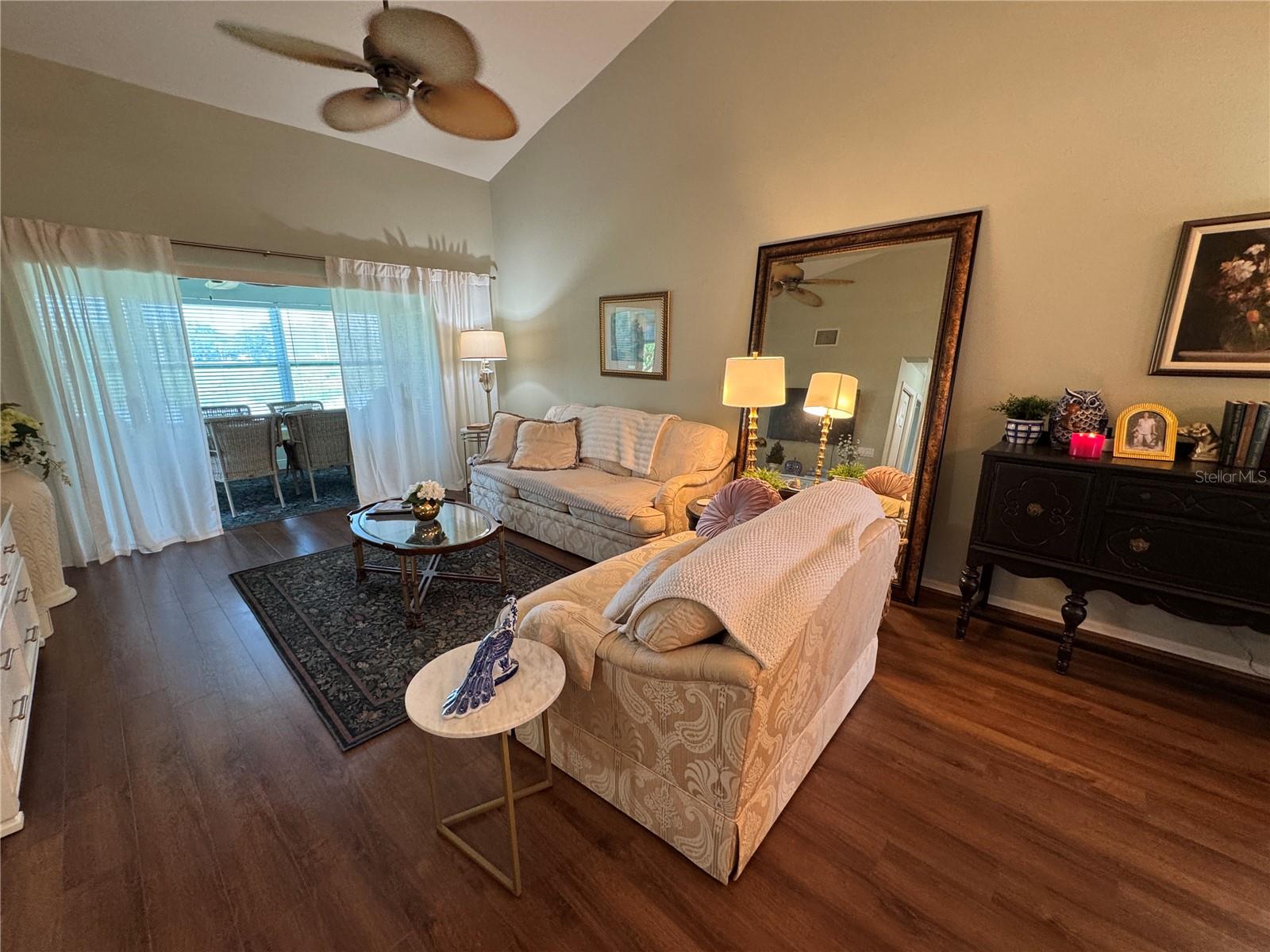 413 Eagle Ridge Dr #413 Property Photo 45