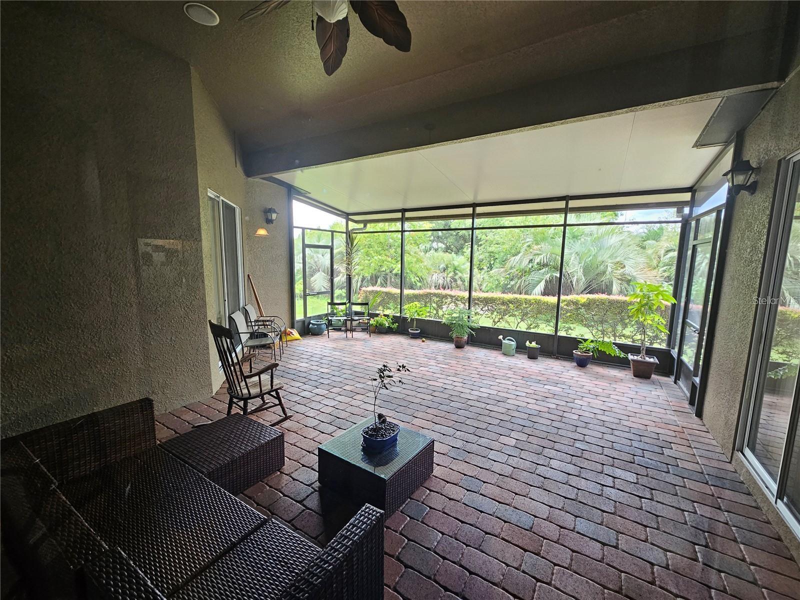 6178 Hedgesparrows Ln Property Photo 9