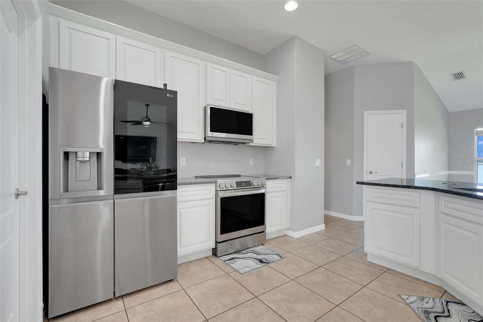 18233 Rose St Property Photo 18