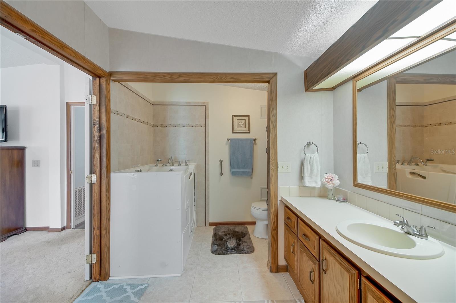 1203 Granada Ct Property Photo 21