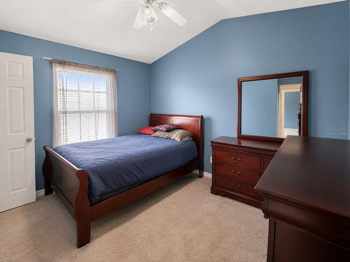 531 Silver Palms Cir Property Photo 6