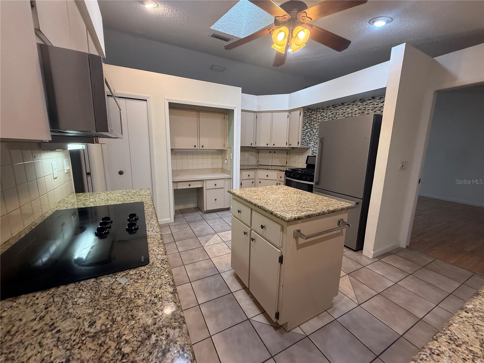 1117 Ben Hope Dr Property Photo 14