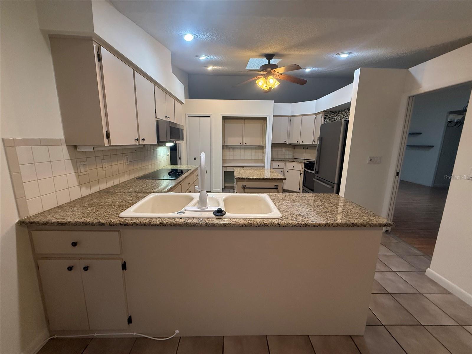 1117 Ben Hope Dr Property Photo 16
