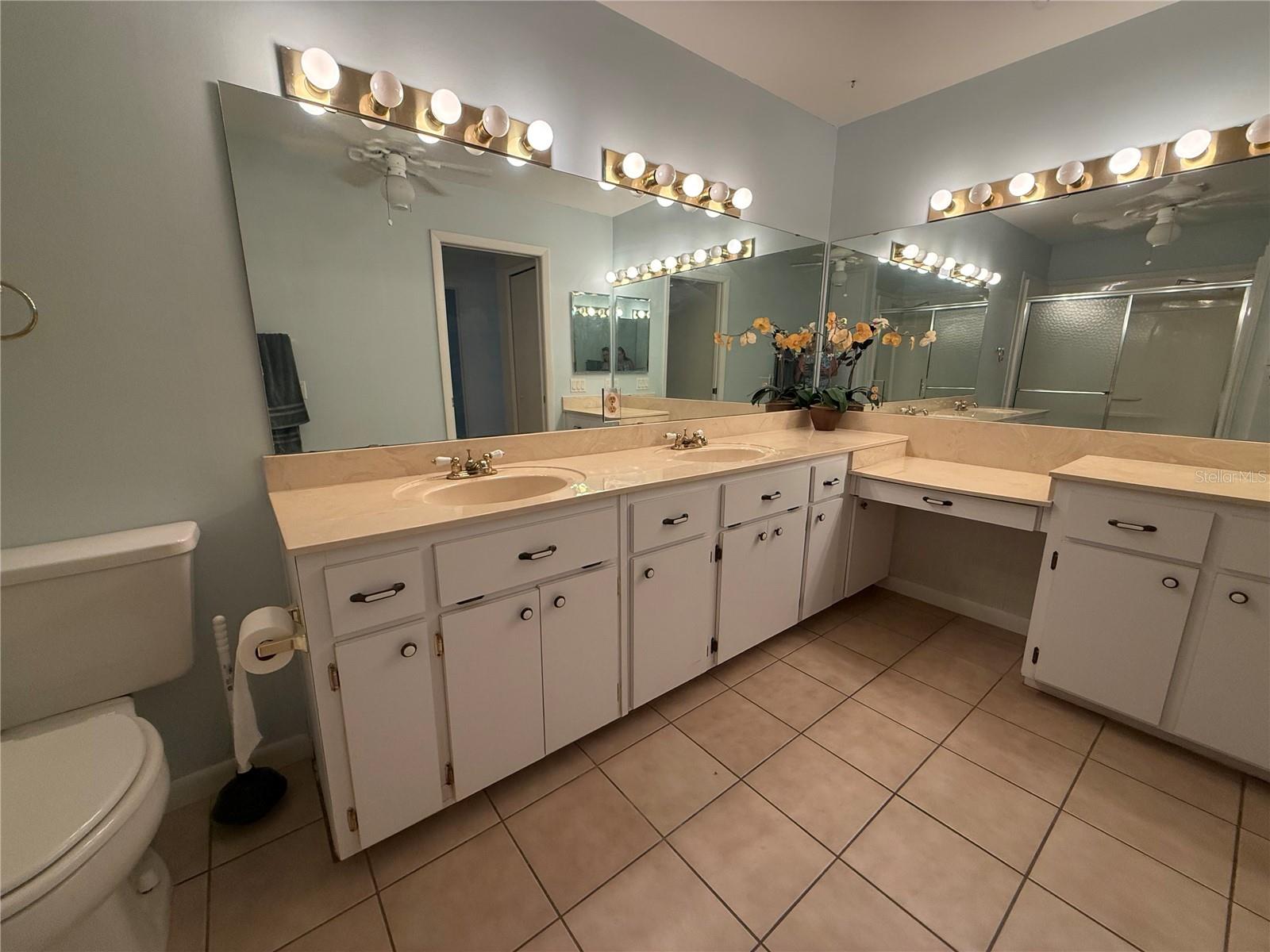 1117 Ben Hope Dr Property Photo 24