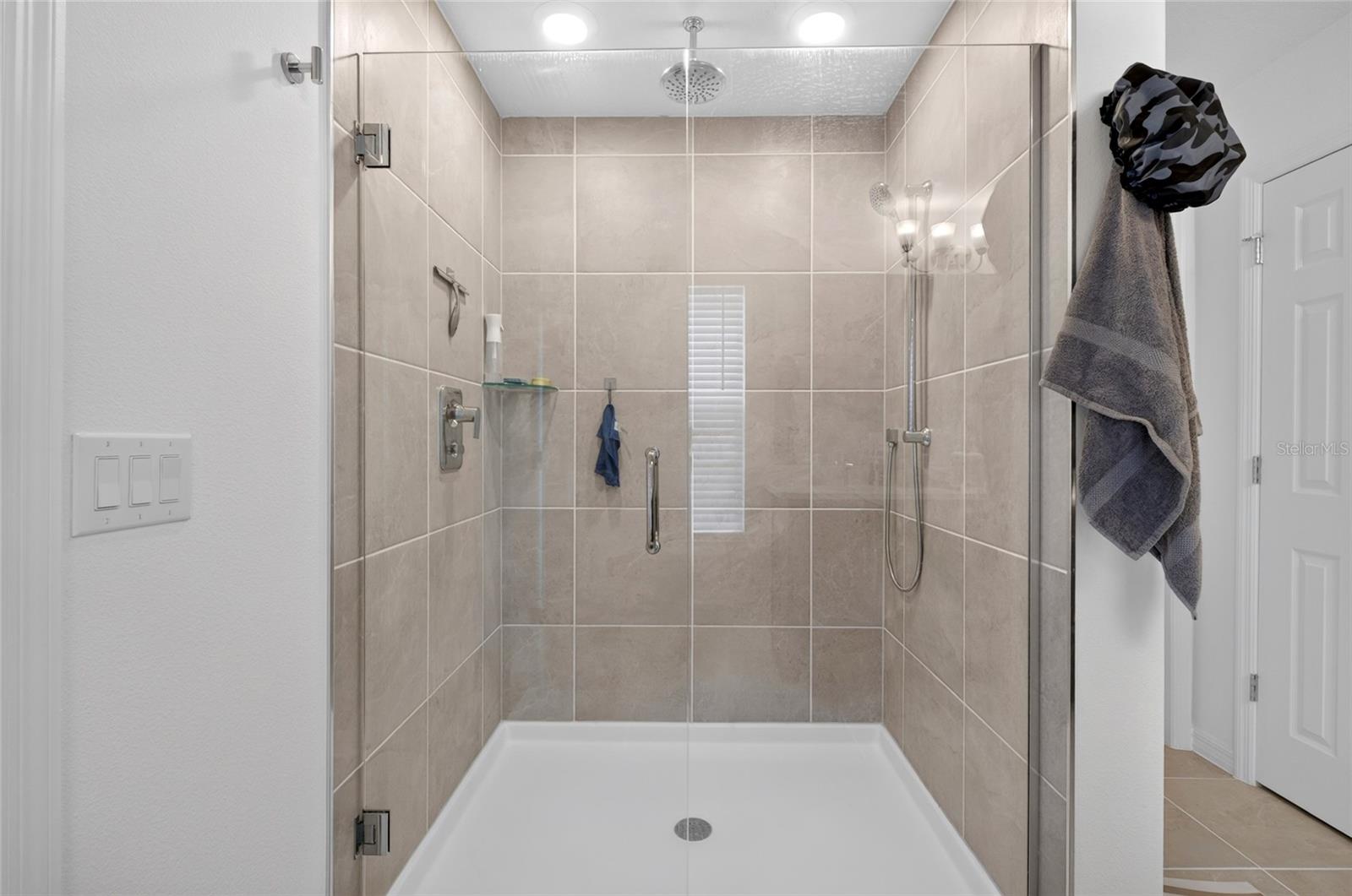 6809 Serpent Hawk Ln Property Photo 32