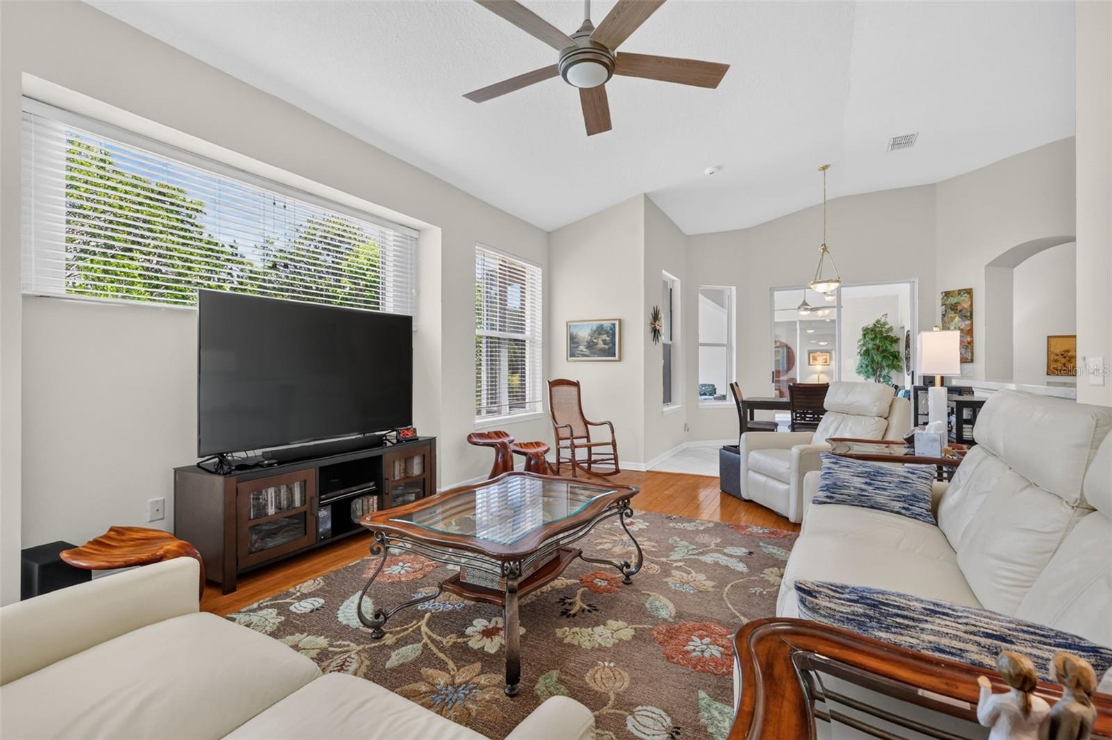 8059 Laurel Ridge Dr Property Photo 16
