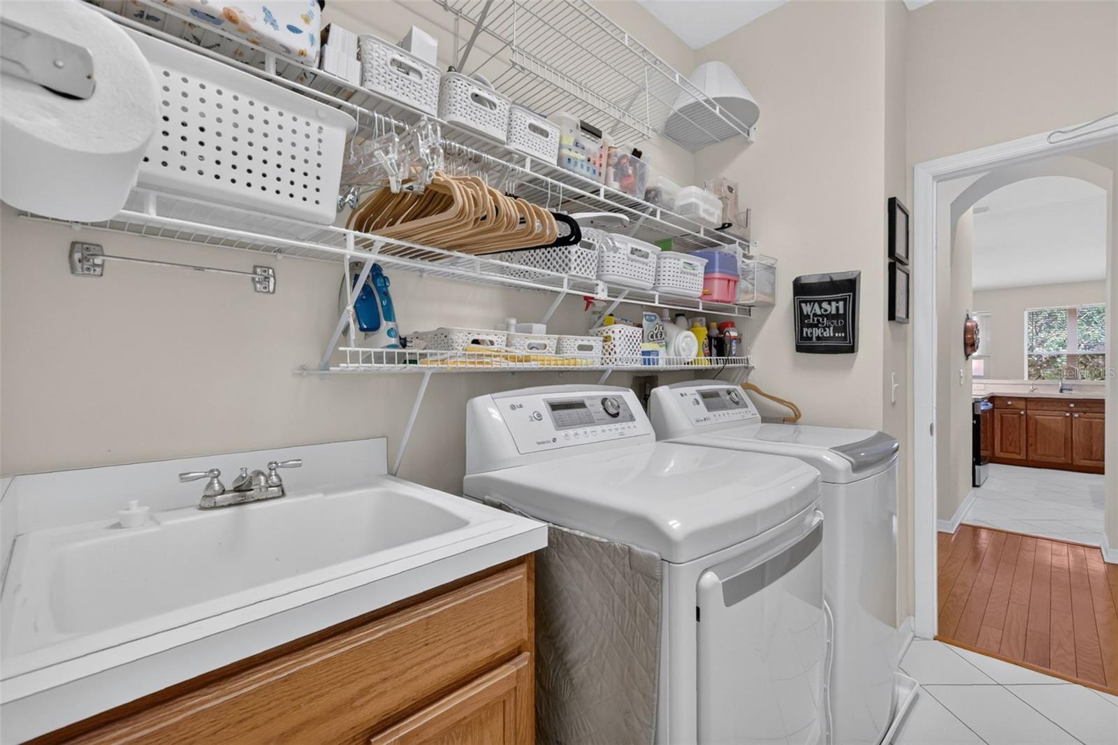 8059 Laurel Ridge Dr Property Photo 27