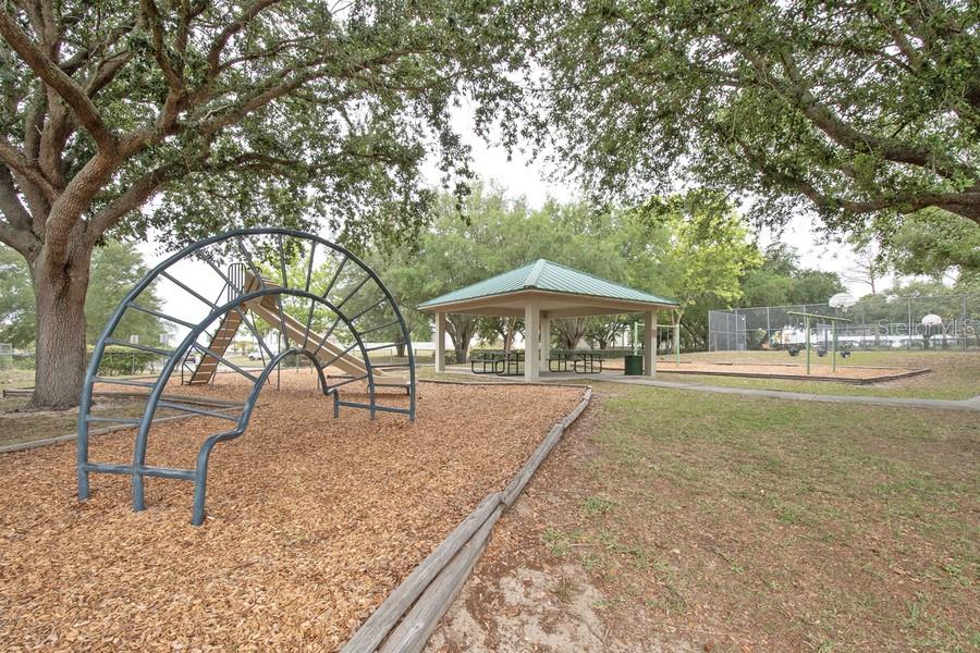 831 Forestwood Dr Property Photo 36