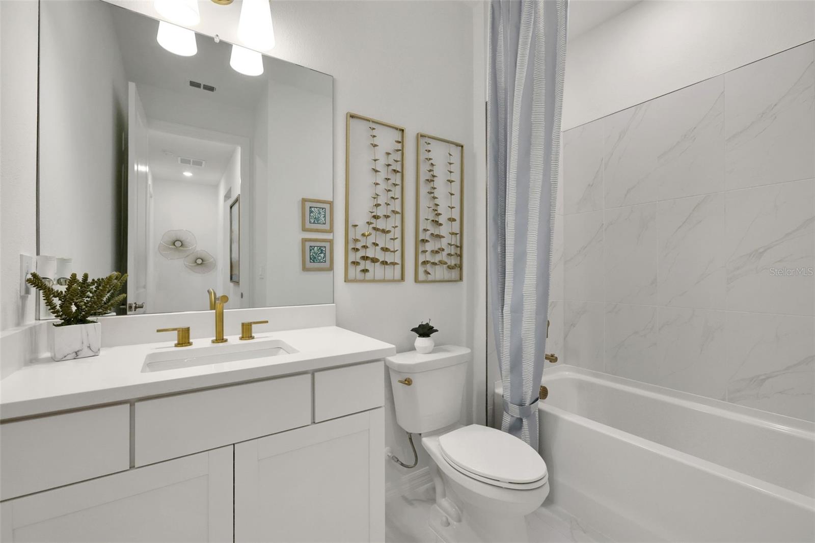 17007 Great Heron Ln Property Photo 13