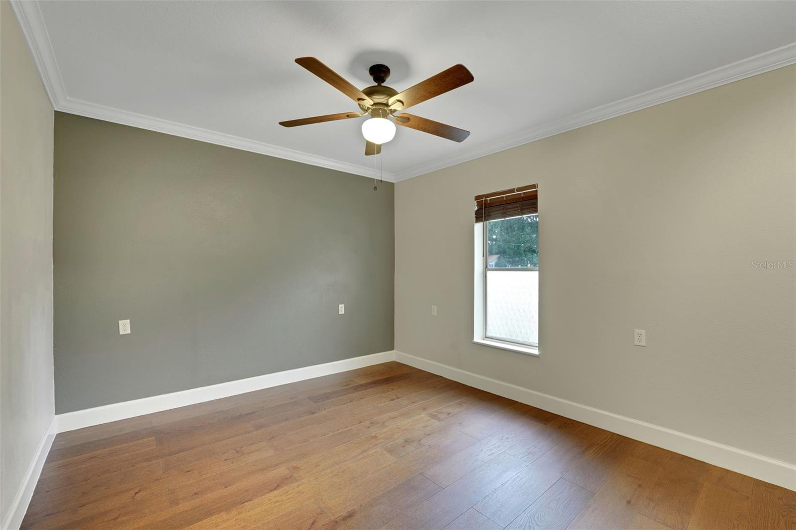 330 S Highland St Property Photo 13